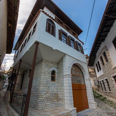 Heraklis Hotel Берат Екстер'єр фото