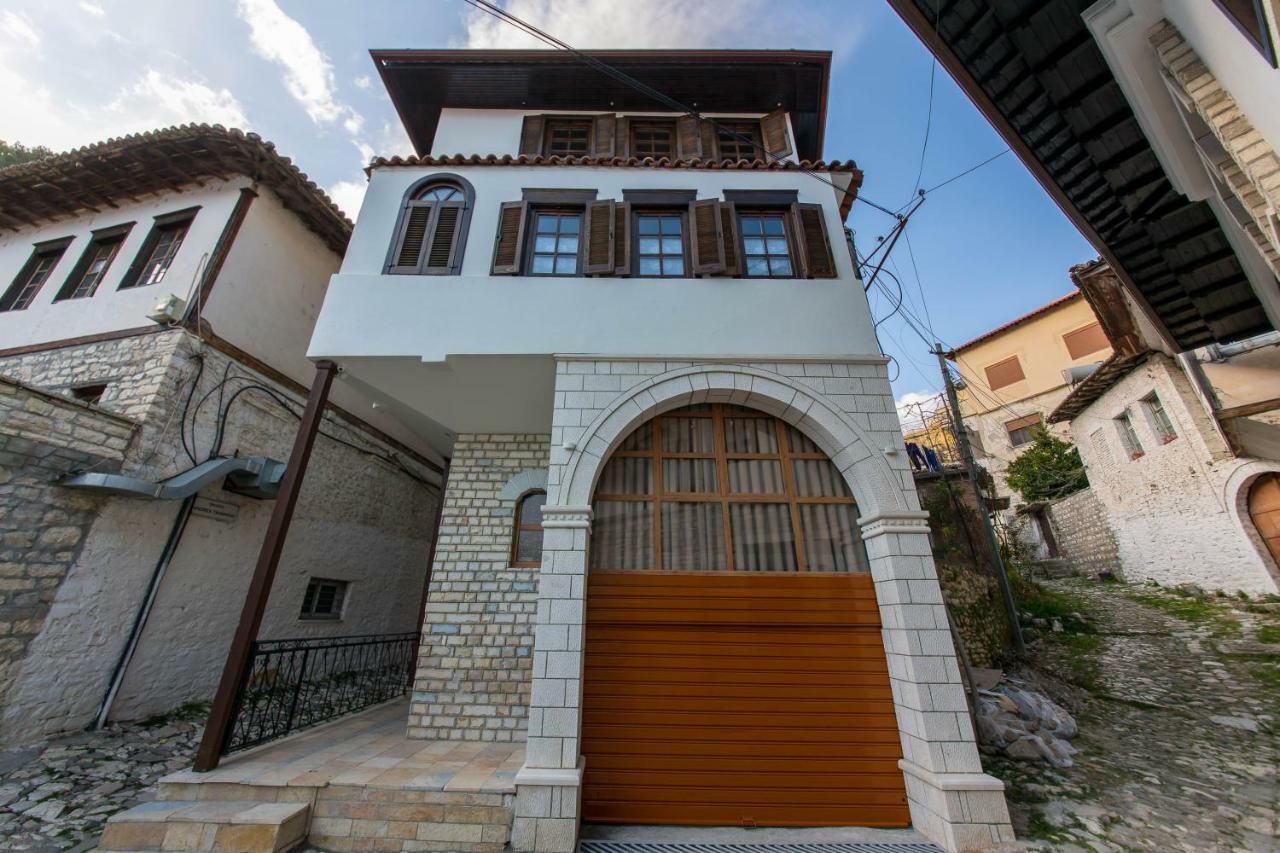 Heraklis Hotel Берат Екстер'єр фото